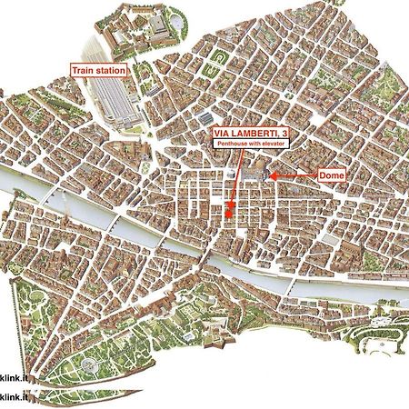 Via Lamberti, 3 - Florence Charming Apartments - Charming And Historic 5Th-Floor Attic Apartment With Elevator In A Building At The Heart Of Vibrant Florence, Just A 2-Minute Walk From All Attractions Dış mekan fotoğraf